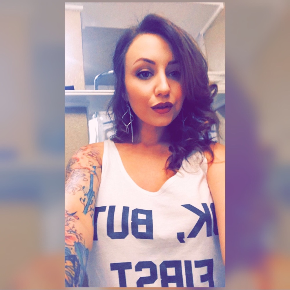 Meet your Posher, Amanda